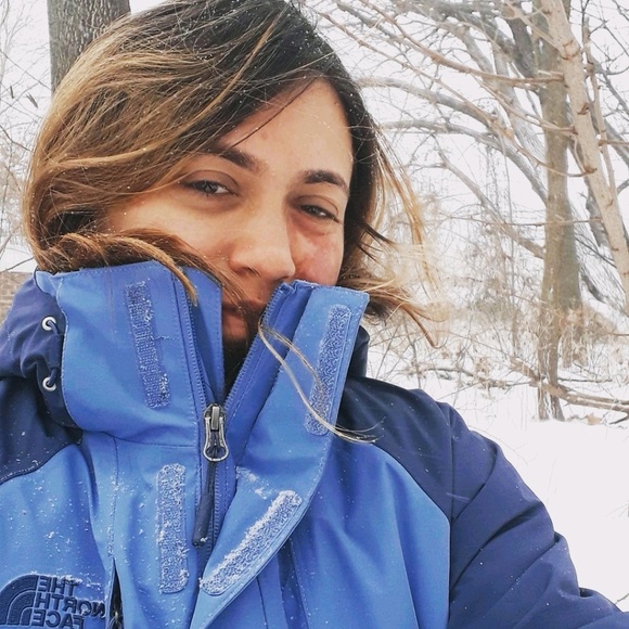 Meet your Posher, Jolina - Picture 1 of 1